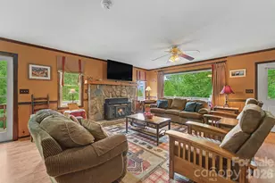 1413 Kitchens Branch Rd, Sylva, NC 28779 - Photo 6