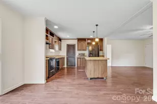 111 Buck Rdg Dr, Marion, NC 28752 - Photo 26