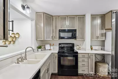 520 N Poplar Street #I, Charlotte, NC 28202 - Photo 14