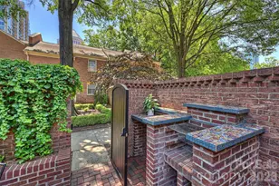 520 N Poplar St, Charlotte, NC 28202 - Photo 36