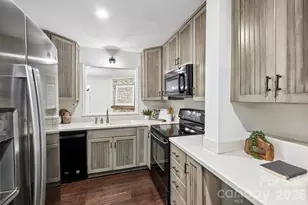 520 N Poplar St, Charlotte, NC 28202 - Photo 14