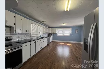 820 Suncrest Orchard Road, North Wilkesboro, NC 28659 - Photo 18