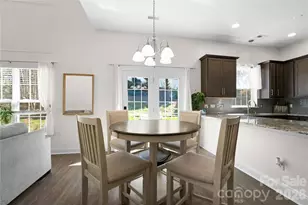4704 Lone Tree Ct, Charlotte, NC 28269 - Photo 12