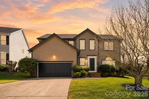 4704 Lone Tree Ct, Charlotte, NC 28269 - Photo 1