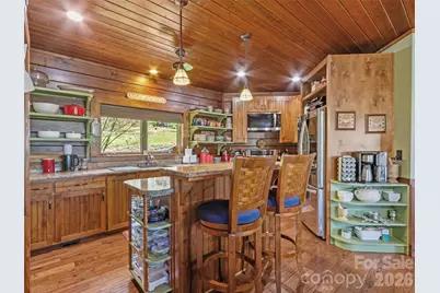 129 Apple Farm Road, Bakersville, NC 28705 - Photo 16