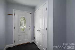 304 Rock Ridge Ln, Mount Holly, NC 28120 - Photo 4
