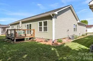 143 Beechnut Dr, Hendersonville, NC 28739 - Photo 28
