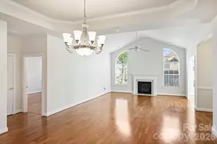 2015 Woodburn Terrace, Matthews, NC 28105 - Photo 8
