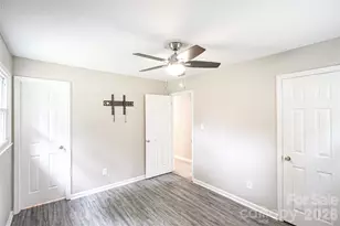1006 Iris Dr, Gastonia, NC 28056 - Photo 14