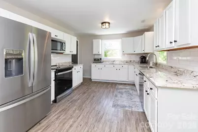 87 Medley Drive, Waynesville, NC 28785 - Photo 8