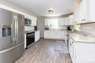 87 Medley Dr, Waynesville, NC 28785 - Photo 8