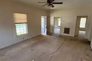 113 S Davie St, Cooleemee, NC 27028 - Photo 12