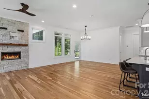 14140 Shelburne Vlg Dr, Charlotte, NC 28278 - Photo 12