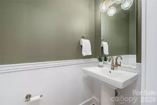 920 Van Every St, Charlotte, NC 28205 - Photo 12