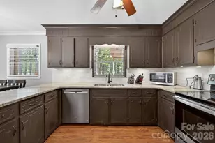 1908 W Sugar Creek Rd, Charlotte, NC 28262 - Photo 12