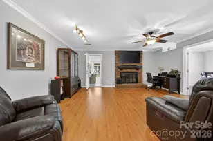 1908 W Sugar Creek Rd, Charlotte, NC 28262 - Photo 4
