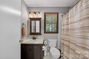 1908 W Sugar Creek Rd, Charlotte, NC 28262 - Photo 22