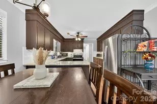 1908 W Sugar Creek Rd, Charlotte, NC 28262 - Photo 10