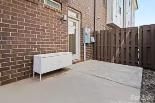 951 Warren Burgess Ln, Charlotte, NC 28205 - Photo 18