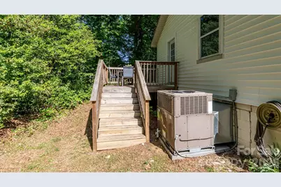 3828 Oakwood Road #74,75,76m, Charlotte, NC 28269 - Photo 12