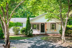 3828 Oakwood Rd, Charlotte, NC 28269 - Photo 1