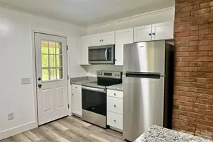 8855 Bugger Hollow Rd, Newland, NC 28657 - Photo 6