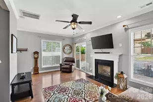 8007 Rolling Meadows Ln, Huntersville, NC 28078 - Photo 8