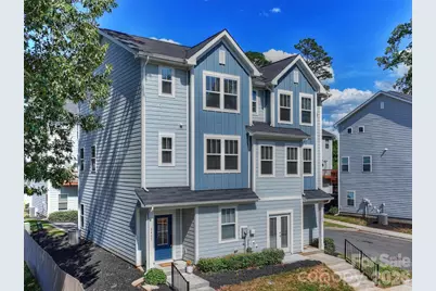 2409 Via Del Conte Alley, Charlotte, NC 28205 - Photo 2