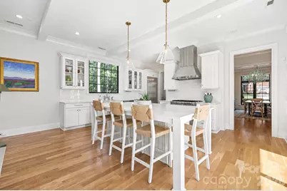 187 N Canterbury Road, Charlotte, NC 28211 - Photo 2