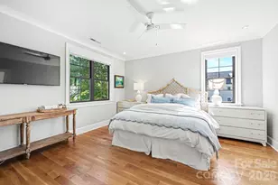 187 N Canterbury Rd, Charlotte, NC 28211 - Photo 18