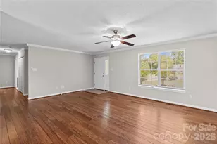125 Fawnwood Dr, Statesville, NC 28625 - Photo 8