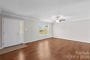 125 Fawnwood Dr, Statesville, NC 28625 - Photo 4