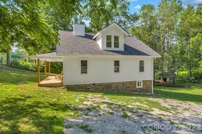 1415 Roan Road, Spruce Pine, NC 28777 - Photo 6