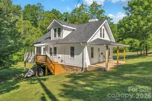 1415 Roan Rd, Spruce Pine, NC 28777 - Photo 4