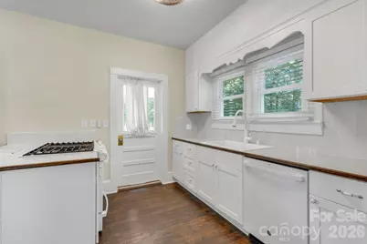 1415 Roan Road, Spruce Pine, NC 28777 - Photo 12