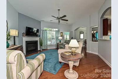 10234 Tintinhull Drive, Fort Mill, SC 29707 - Photo 4