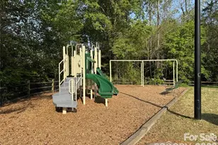 10234 Tintinhull Dr, Fort Mill, SC 29707 - Photo 32