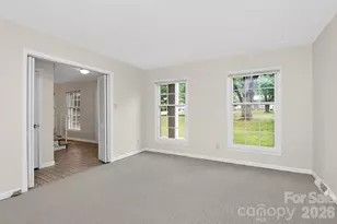 7007 Crossridge Rd, Charlotte, NC 28214 - Photo 4