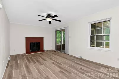 7007 Crossridge Road, Charlotte, NC 28214 - Photo 6