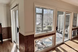 111 Burning Tree Ln, Flat Rock, NC 28731 - Photo 2