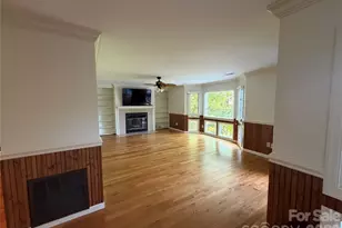 111 Burning Tree Ln, Flat Rock, NC 28731 - Photo 2
