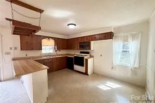 232 Chase Dr, Forest City, NC 28043 - Photo 6