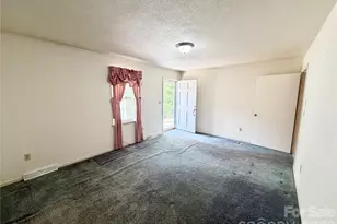 232 Chase Dr, Forest City, NC 28043 - Photo 4