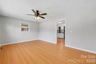 1910 26th St NE, Hickory, NC 28601 - Photo 6