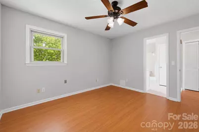 1910 26th Street NE, Hickory, NC 28601 - Photo 14