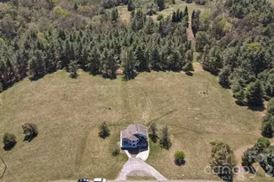 216 Deer Track Ln, Sparta, NC 28675 - Photo 4