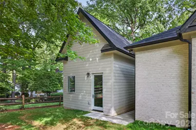 1600 E Barden Road, Charlotte, NC 28226 - Photo 40