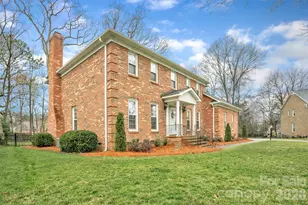 4419 Wycombe Ct, Charlotte, NC 28226 - Photo 2