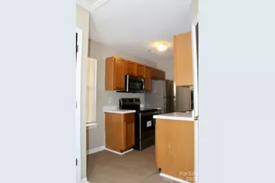 4621 Victory Lane, Charlotte, NC 28269 - Photo 10