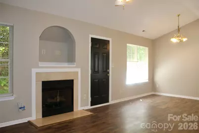 4621 Victory Lane, Charlotte, NC 28269 - Photo 6
